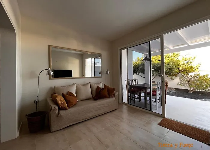 Casa Tie' Lanzarote Vista Mar - Piscina Relax - Adults Only Tías