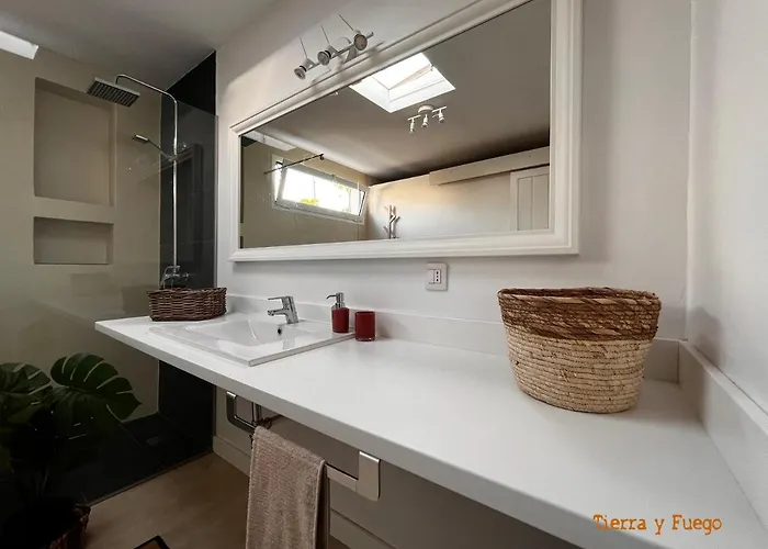 Casa Tie' Lanzarote Vista Mar - Piscina Relax - Adults Only Apartment