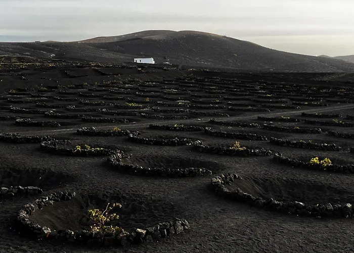 Casa Tie' Lanzarote Vista Mar - Piscina Relax - Adults Only Apartment *