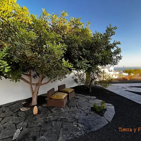 Апартаменты Casa Tie' Lanzarote Vista Mar - Piscina Relax - Adults Only Тиас
