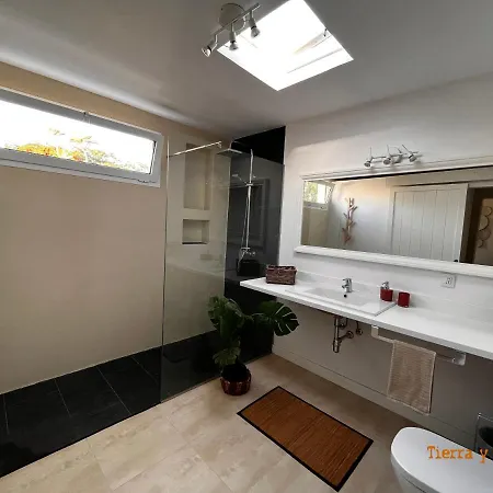 Casa Tie' Lanzarote Vista Mar - Piscina Relax - Adults Only Апартаменты *